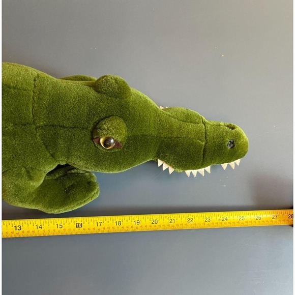 Vintage Disney's Animal Kingdom Alligator Crocodile Plush Toy Large 26 in Green - Picture 10 of 10